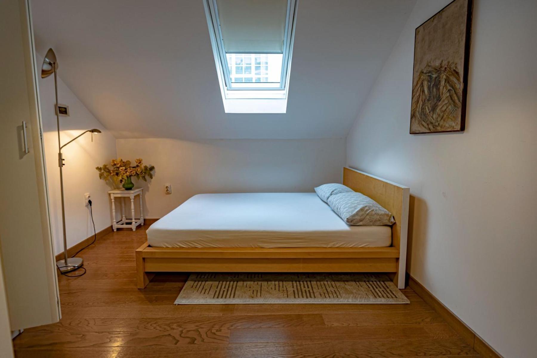 Oldest House Apartment